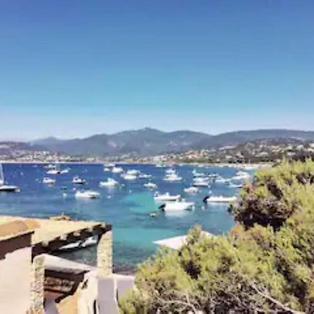 ISOLELLA , villa pieds dans l'eau Pietrosella Buitenkant foto